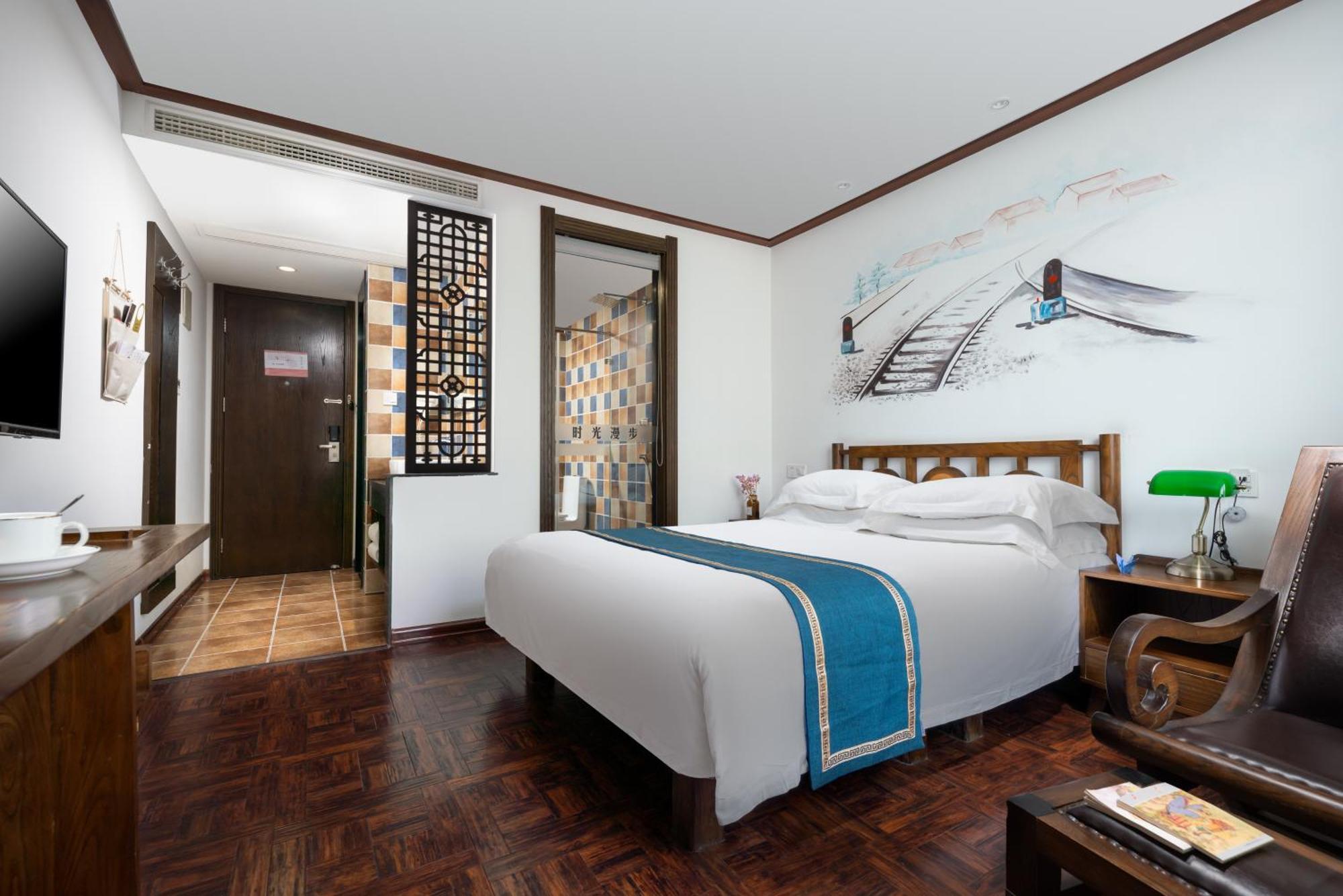 Nostalgia Hotel Near Tianjin Polar Ocean Word- Tianjin Fonte Joy World, 10 Minutes Drive Away From Tianjin Tanggu High-Speed Railway Station, Free Ice-Cream, Mineral Water, Snacks And Laundry Service, English Communication Well Dış mekan fotoğraf