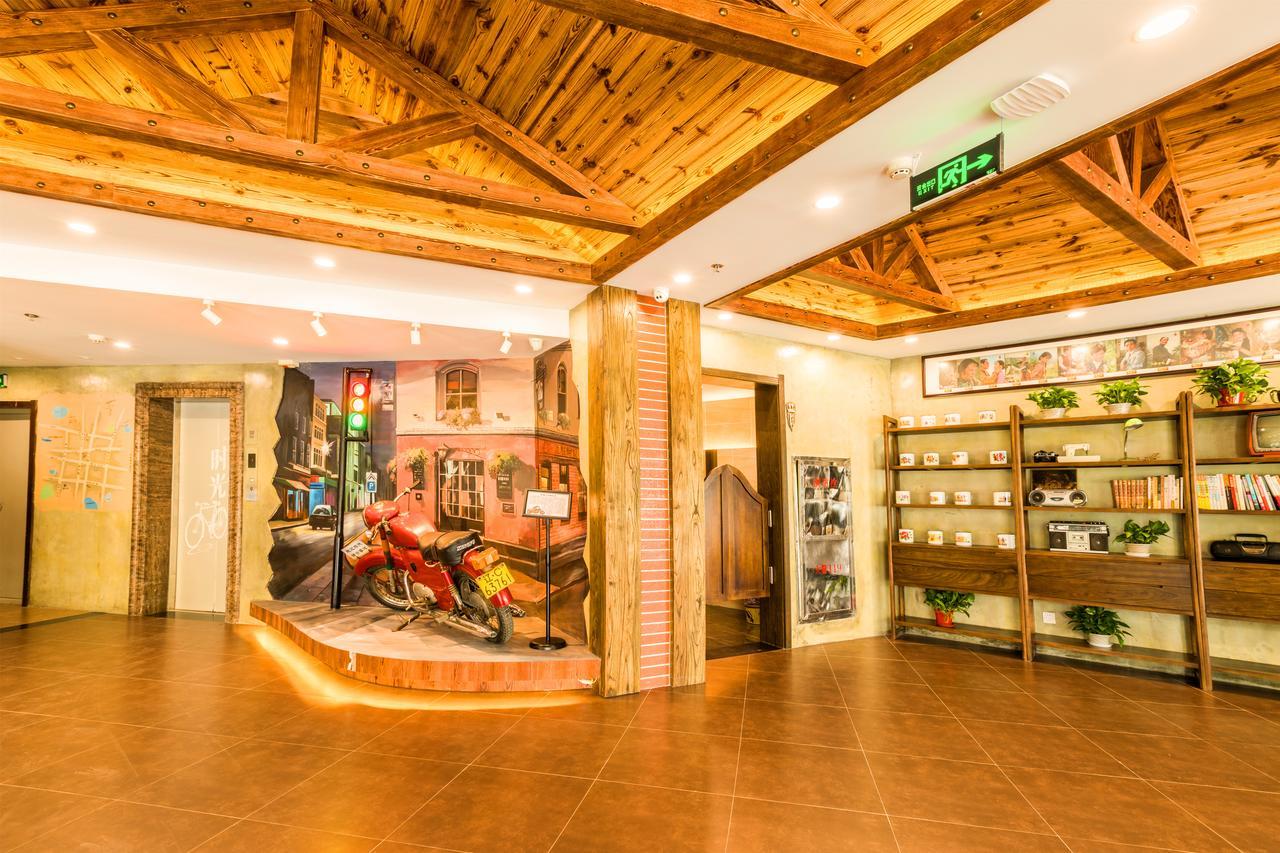Nostalgia Hotel Near Tianjin Polar Ocean Word- Tianjin Fonte Joy World, 10 Minutes Drive Away From Tianjin Tanggu High-Speed Railway Station, Free Ice-Cream, Mineral Water, Snacks And Laundry Service, English Communication Well Dış mekan fotoğraf