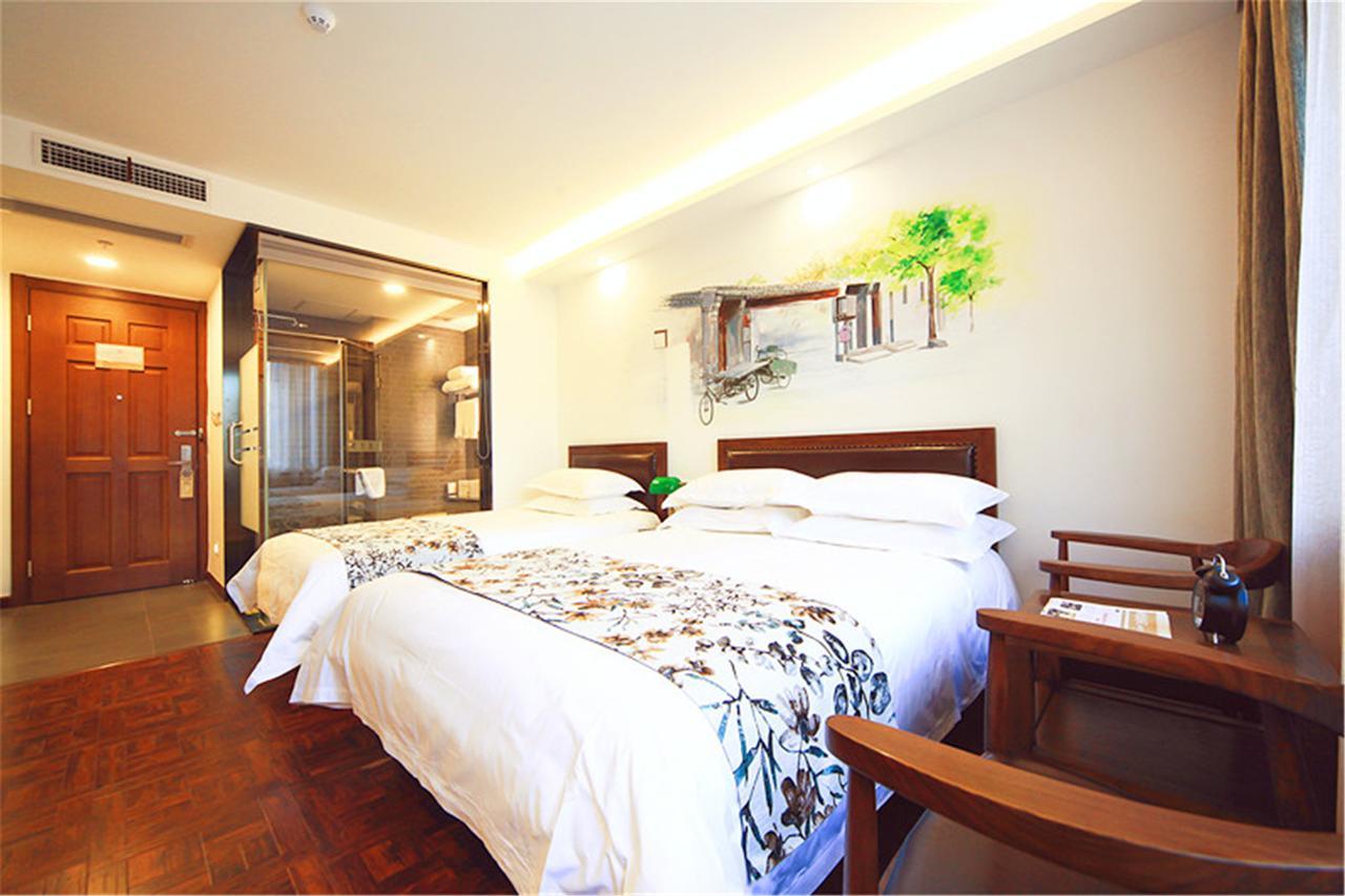 Nostalgia Hotel Near Tianjin Polar Ocean Word- Tianjin Fonte Joy World, 10 Minutes Drive Away From Tianjin Tanggu High-Speed Railway Station, Free Ice-Cream, Mineral Water, Snacks And Laundry Service, English Communication Well Dış mekan fotoğraf