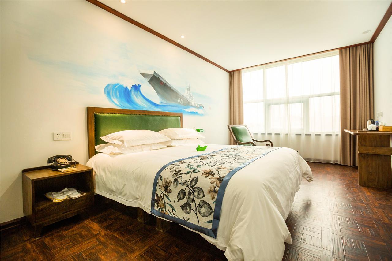Nostalgia Hotel Near Tianjin Polar Ocean Word- Tianjin Fonte Joy World, 10 Minutes Drive Away From Tianjin Tanggu High-Speed Railway Station, Free Ice-Cream, Mineral Water, Snacks And Laundry Service, English Communication Well Dış mekan fotoğraf